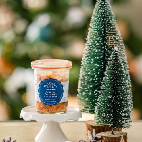 Terrine texas barbecue pulled pork dans une décoration de noël