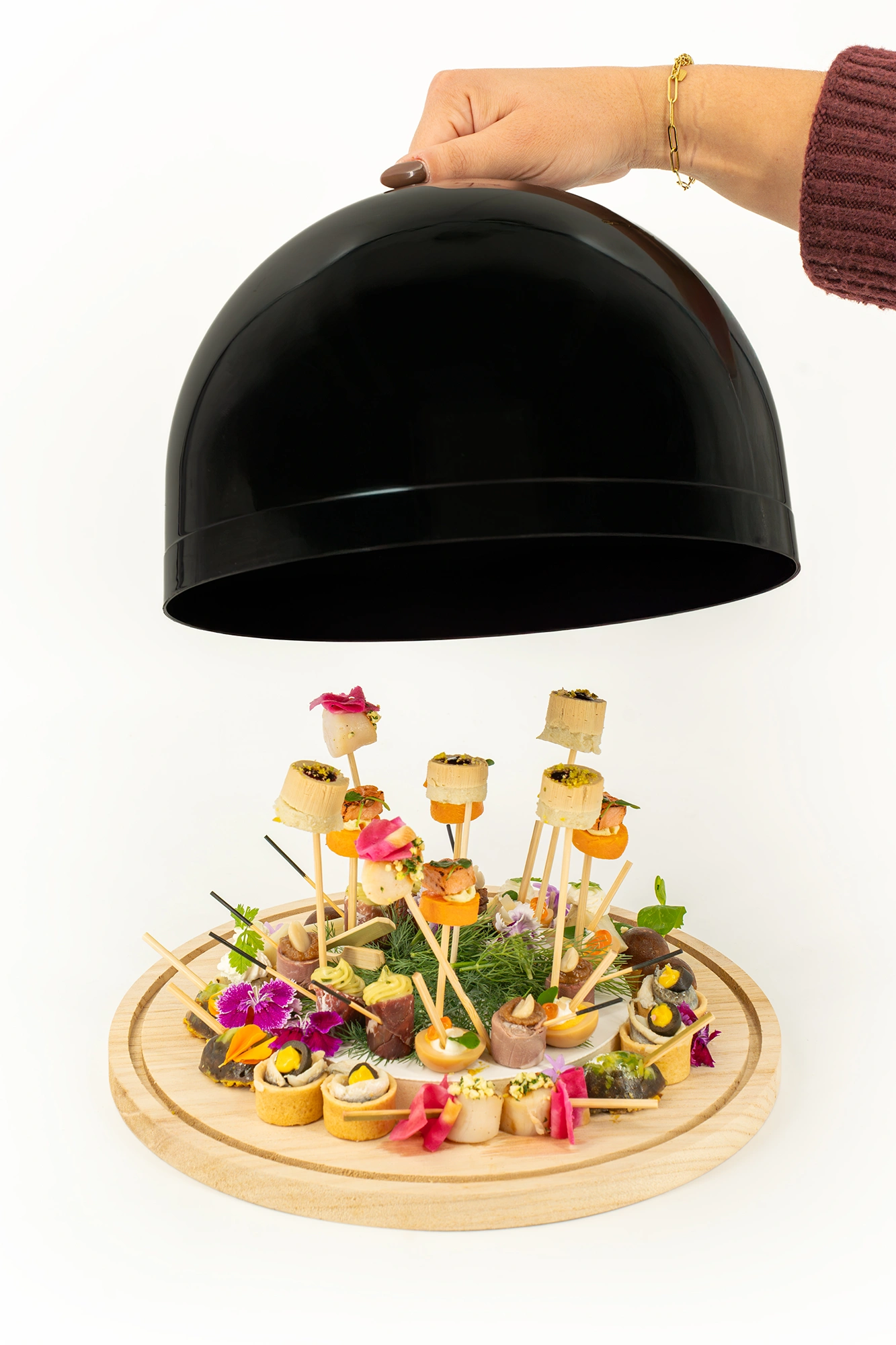 Plateau-Sphère-Culinaire-cloche-BD Sphère Culinaire, plateau apéritif ERISAY traiteur