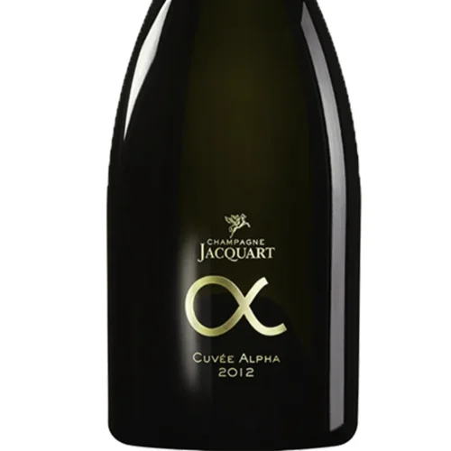 Bouteille gros plan de Champagne Jacquart Cuvée Alpha blanc sur fond blanc